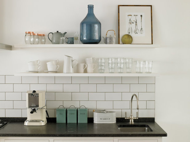 Transitional Kitchen by STEPHEN FLETCHER ARCHITECTS