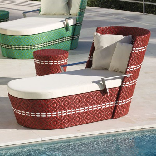 Outdoor Chaise Lounges