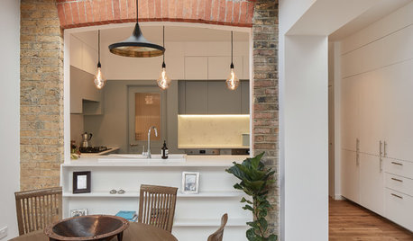 6 Times Houzz Professionals Made the Most of a Middle Room