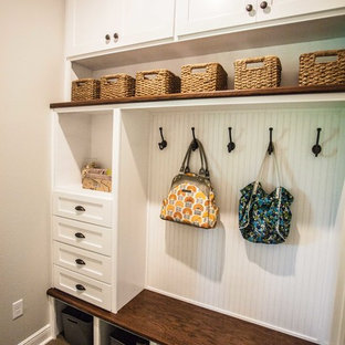 Farmhouse Style Mudroom