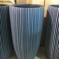 Pots, Planters and Containers - Products