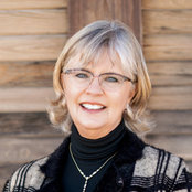 Terri Angell Larson's photo