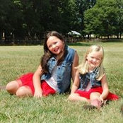 Hannah Childress's photo