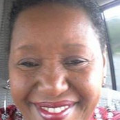 Roz Scott's photo
