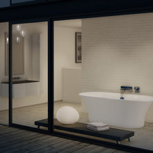 Bathtub in Master