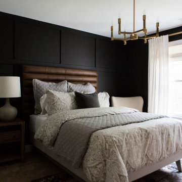 Warm and Inviting Guestroom