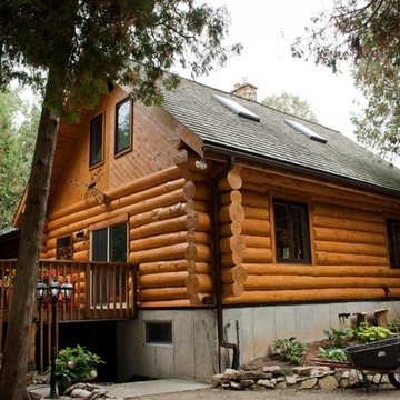 Beautiful Country Log Home