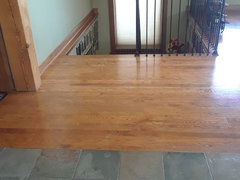 Oak Hardwood Flooring, What Tile Goes With Red Oak Floors