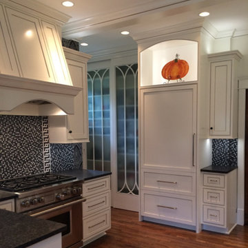 Beaded Inset Kitchen