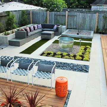 California Desert Influence, great space for entertaining.