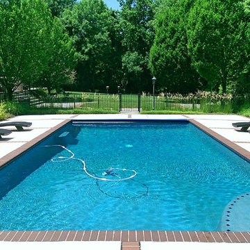 Pool Maintenance Cleaning Service, Montchanin, Delaware