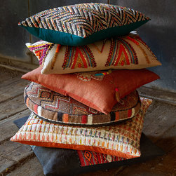 Pillow + Throws - Decorative Pillows