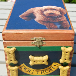 CUSTOM-DESIGNED BOXES - Decorative Boxes