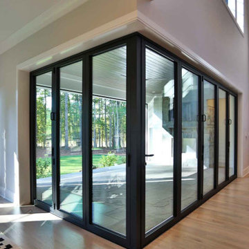 Corner Bi-Fold Layout to Covered Porch
