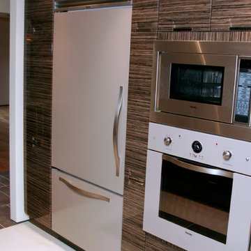 Dramatic Red Kitchen