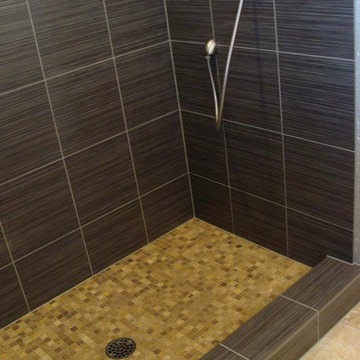 Modern guest bath