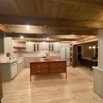 Tadelakt Plaster Kitchen Backsplash & Range Hood