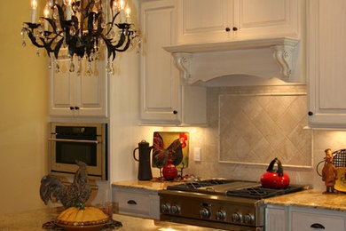 Elegant kitchen photo in Seattle