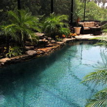 Pool Bayshore