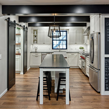 Modern Transitional Kitchen