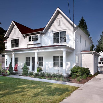 941 Pinecrest