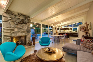 Inspiration for a 1960s family room remodel in Los Angeles