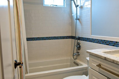 Elegant bathroom photo in New York