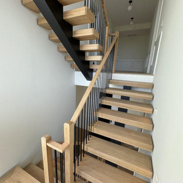Project #139 | Four Story Modern Floating Staircase