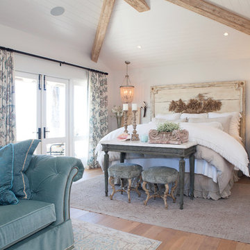 Coastal Retreat on the Balboa Peninsula