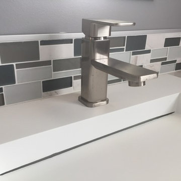 Ricci guest bathroom
