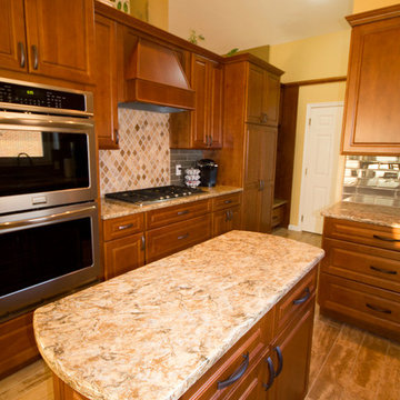 Schrock Carmin Alder Cattail Kitchen