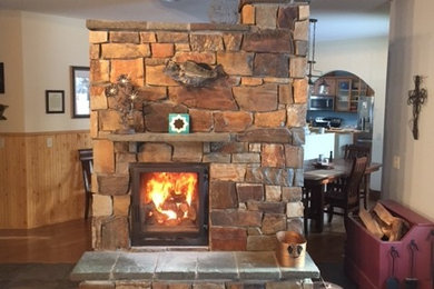 Example of an arts and crafts living room design in Minneapolis