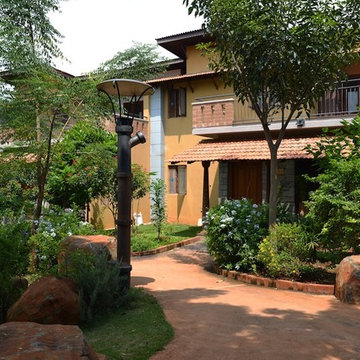 Good Earth Malhar -Footprints