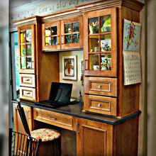Custom cabinet office desk and hutch