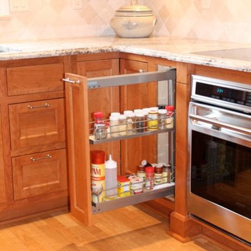 Transitional  Cherry Kitchen