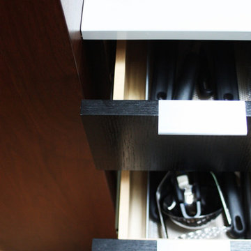 DP3 Series - Tab Drawer Pull