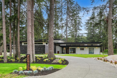 Inspiration for a contemporary exterior home remodel in Seattle
