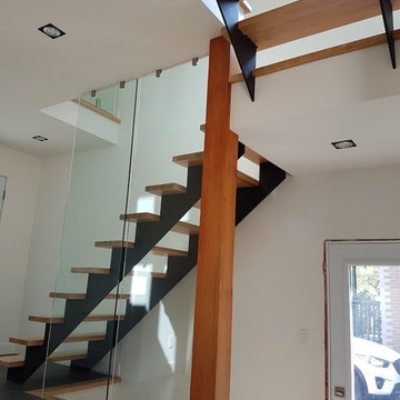Skeleton staircase