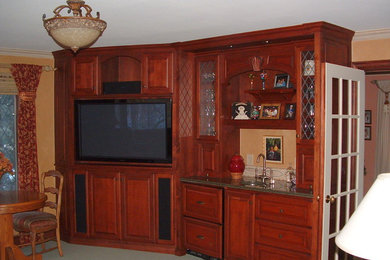 Elegant family room photo in Milwaukee