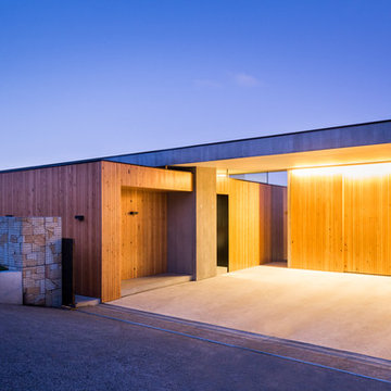 Elandra House - Entry + Carport
