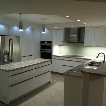 Longboat Contemporary Condo
