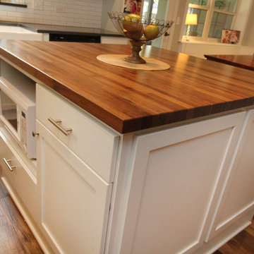 Open Concept Family Kitchen