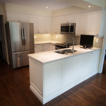 Old Coach Contemporary Kitchen