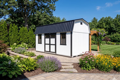 Arts and crafts shed photo in Cincinnati