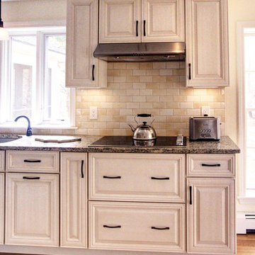 Brighton Semi Custom Cabinets for your cooking needs