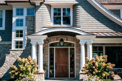 Example of a beach style entryway design in Chicago