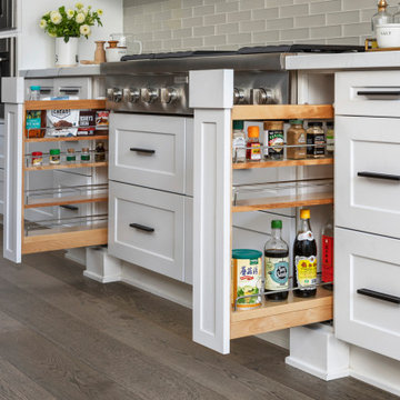Pull Out Spice Rack Allows For Great Functionality
