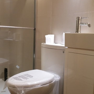 R.C. washroom renovation/ R.C. rénovation salle de bain