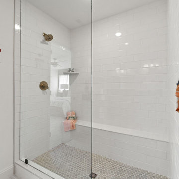 Cosby Village - Grove Townhome - Primary Bath