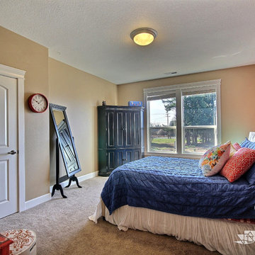 The Willow - Transitional Family Home on Acreage in Brush Prairie, Washington